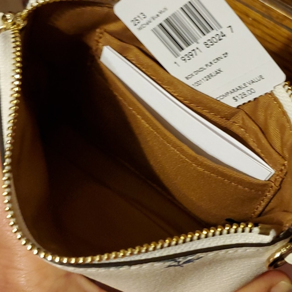 Boxed Coach Daffodil Wristlet & Charm Set - Picture 5 of 6